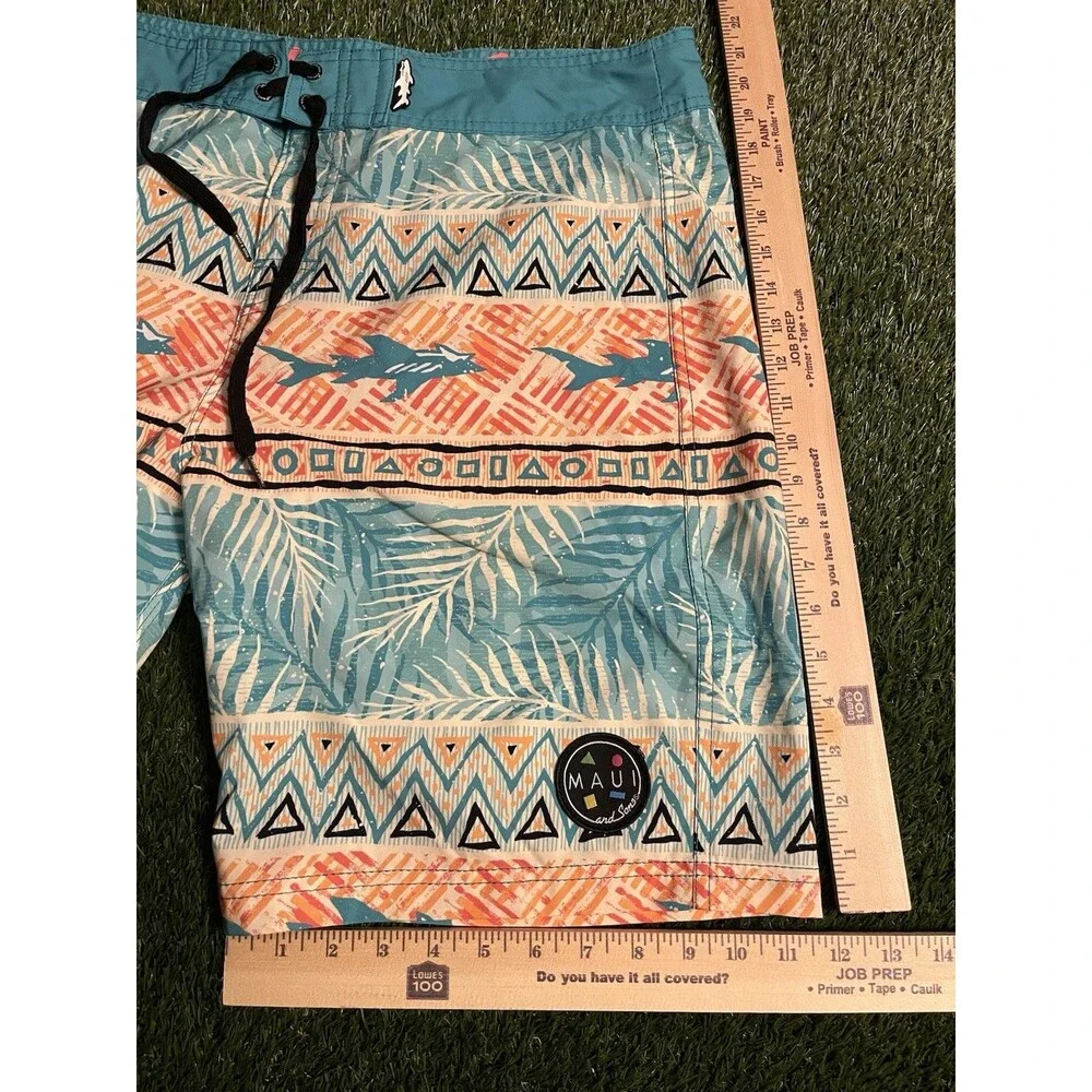Maui And Sons Floral Color Block Size 36 Board Shorts